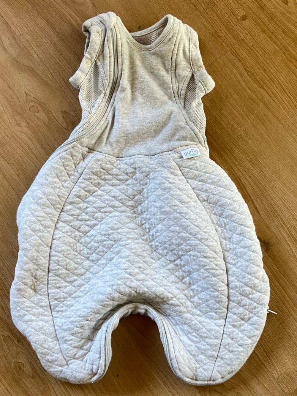 Purflo Swaddle to Sleep Bag 2.5 Tog Minimal Grey 0-4 Months Newborn